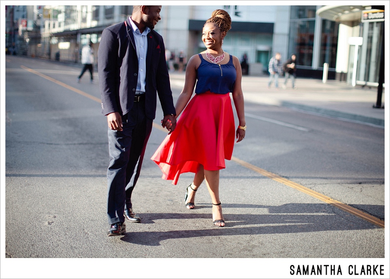 dundas-square-engagement-photography-1155
