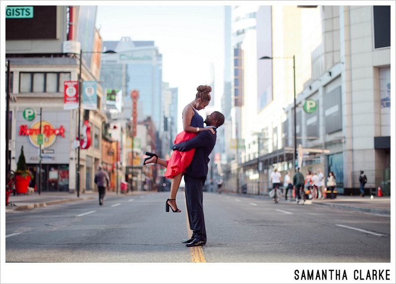 dundas-square-engagement-photography-1132