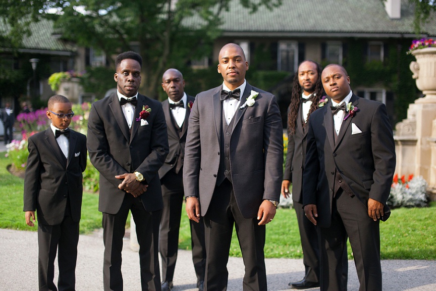black-groomsmen-wedding-inspiration