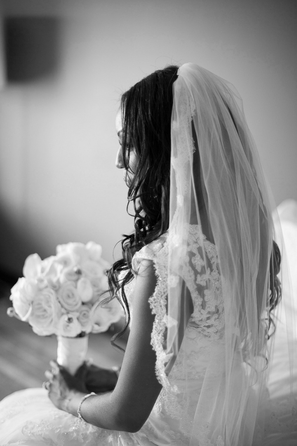 bride-preparation-photography