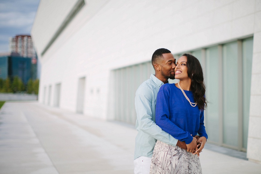 aga-khan-museum-engagement-photography-002