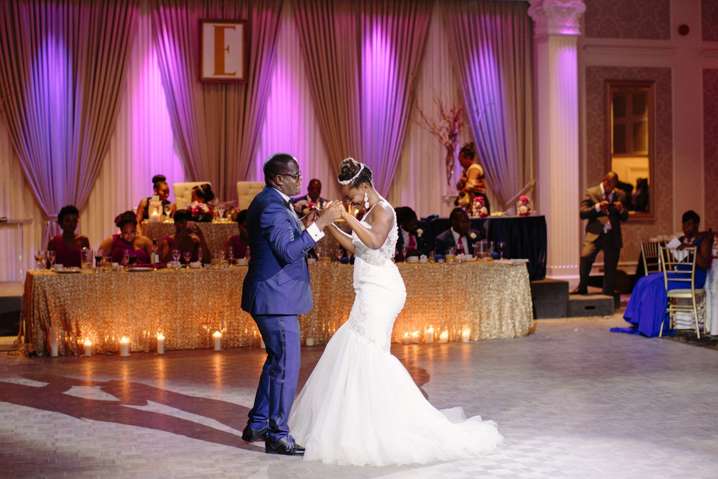  Outdoor wedding ceremony venue 
