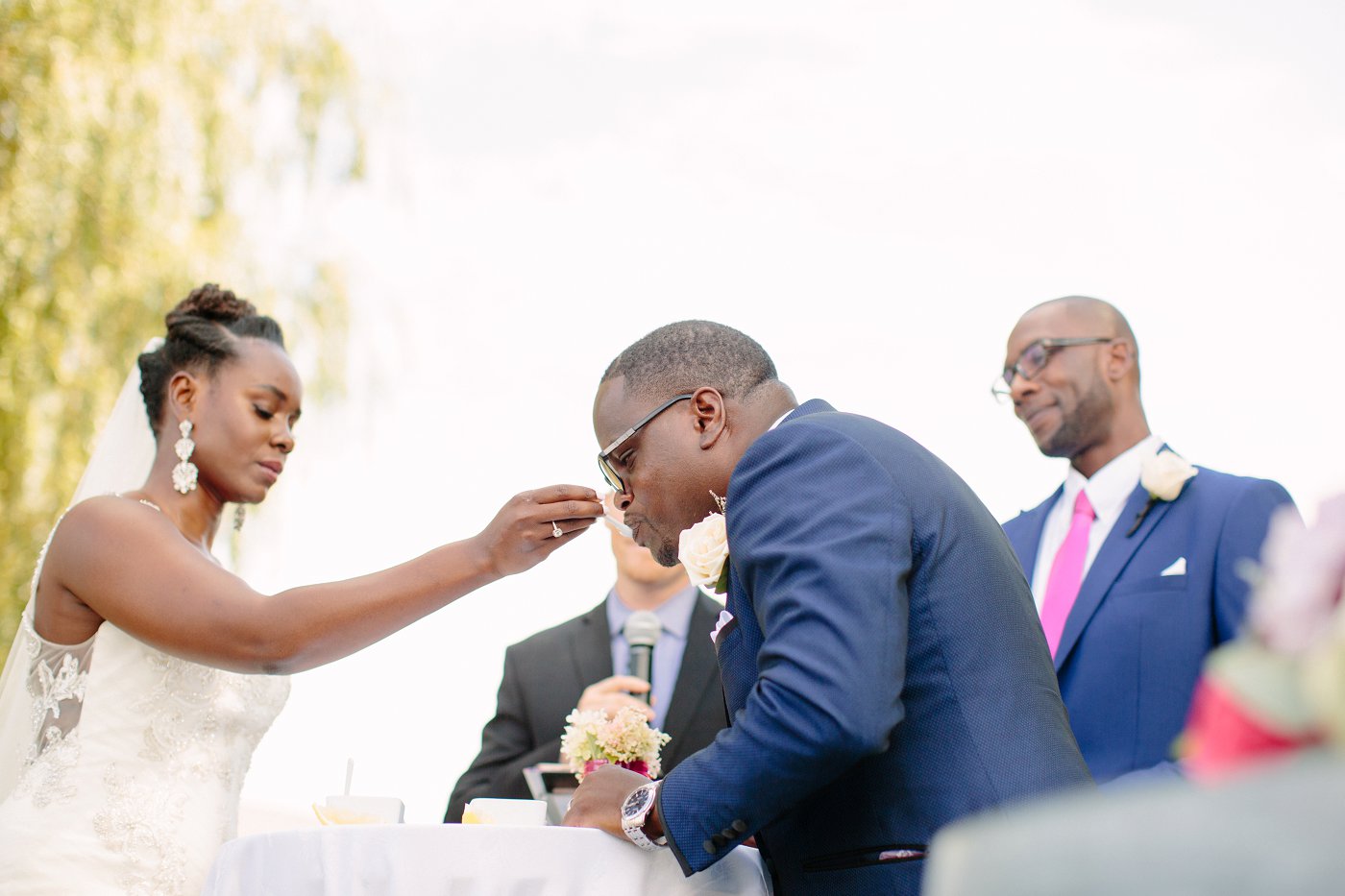  Outdoor wedding ceremony venue 