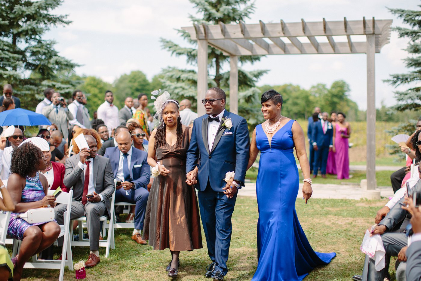  Outdoor wedding ceremony venue 