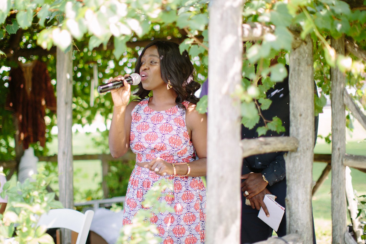  Outdoor wedding ceremony venue 