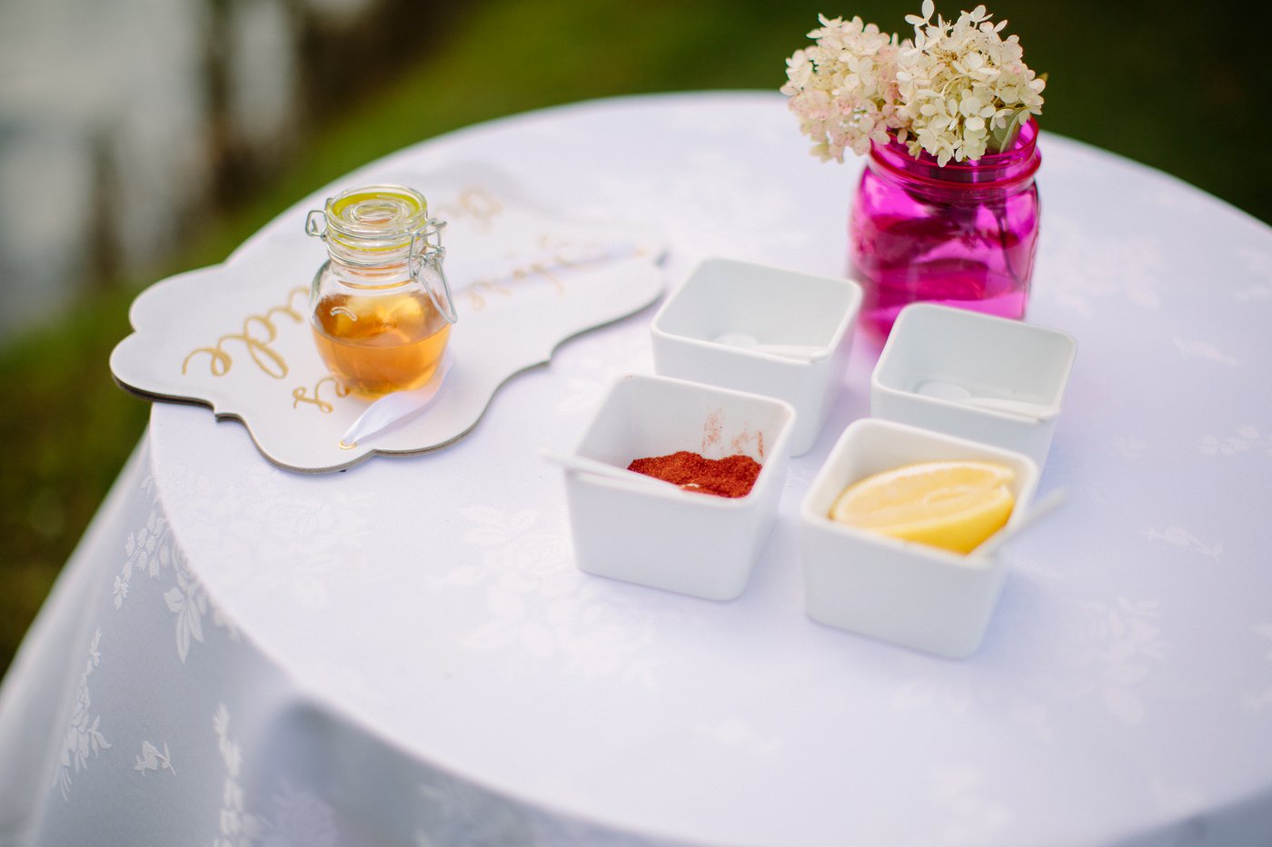 Outdoor wedding ceremony venue 