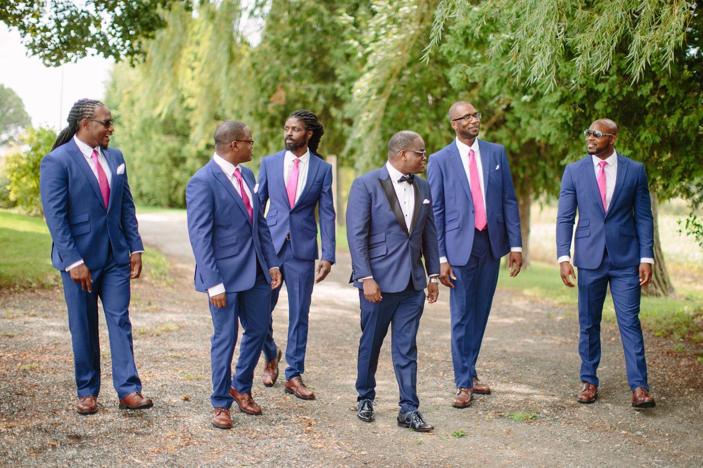  Outdoor wedding ceremony venue 