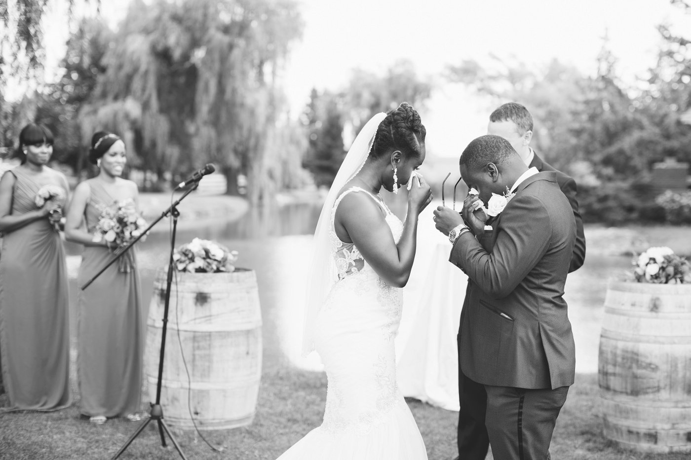  Outdoor wedding ceremony venue 