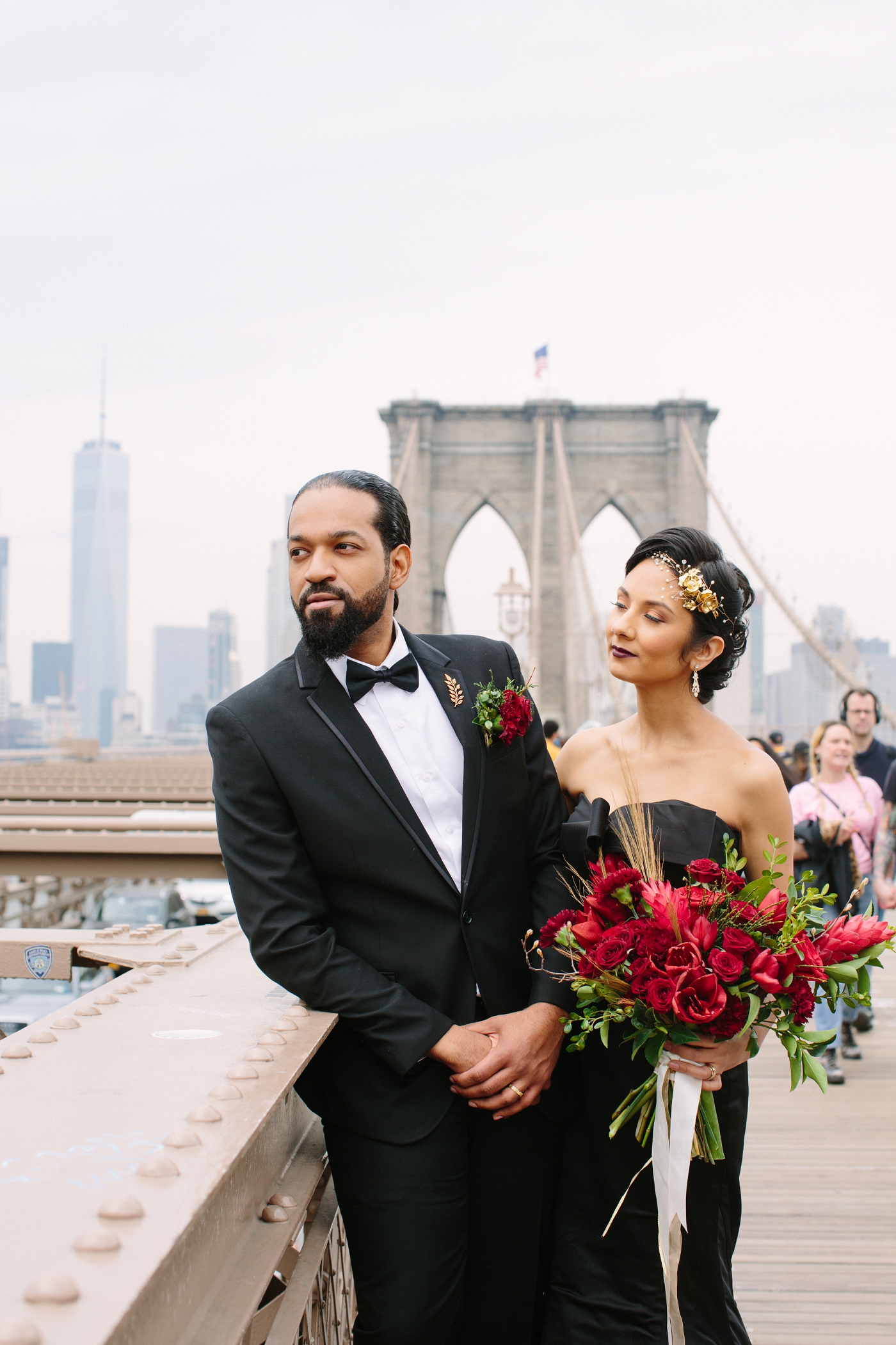 Brooklyn bridge elopement session by Samantha Clarke Photography