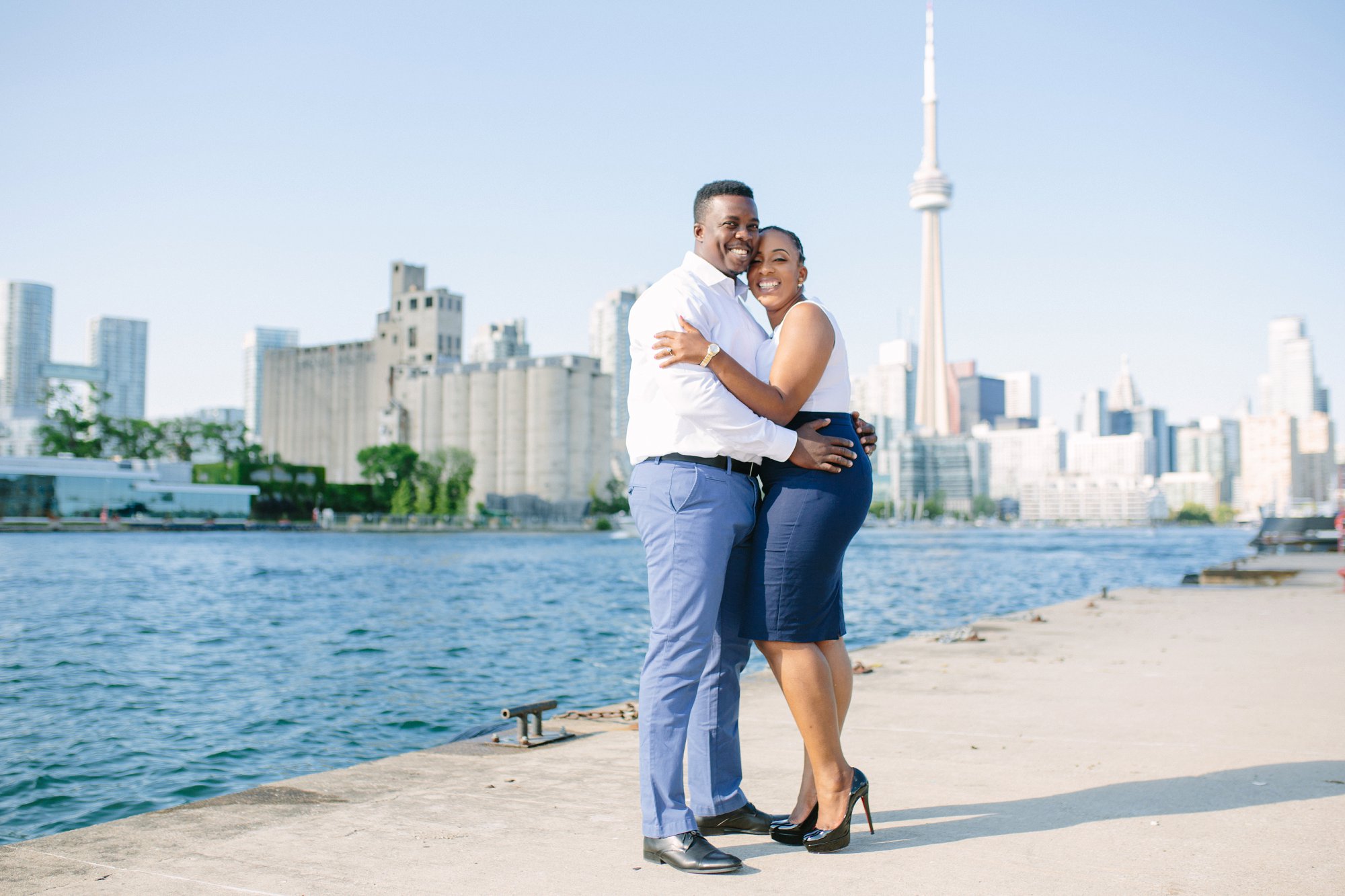 engagement shoot with toronto skyline 