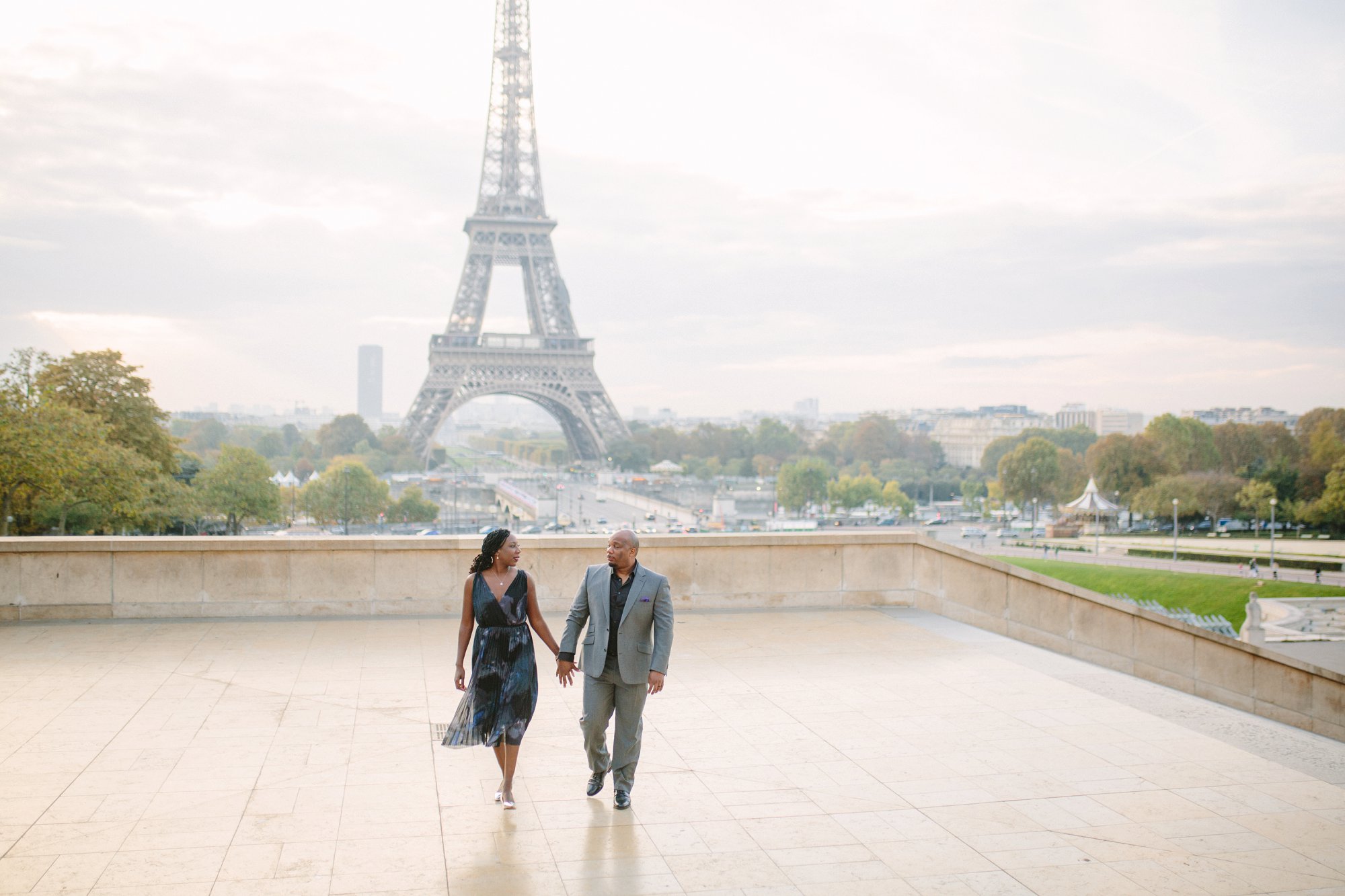 honeymoon photo shoot in paris by samantha clarke
