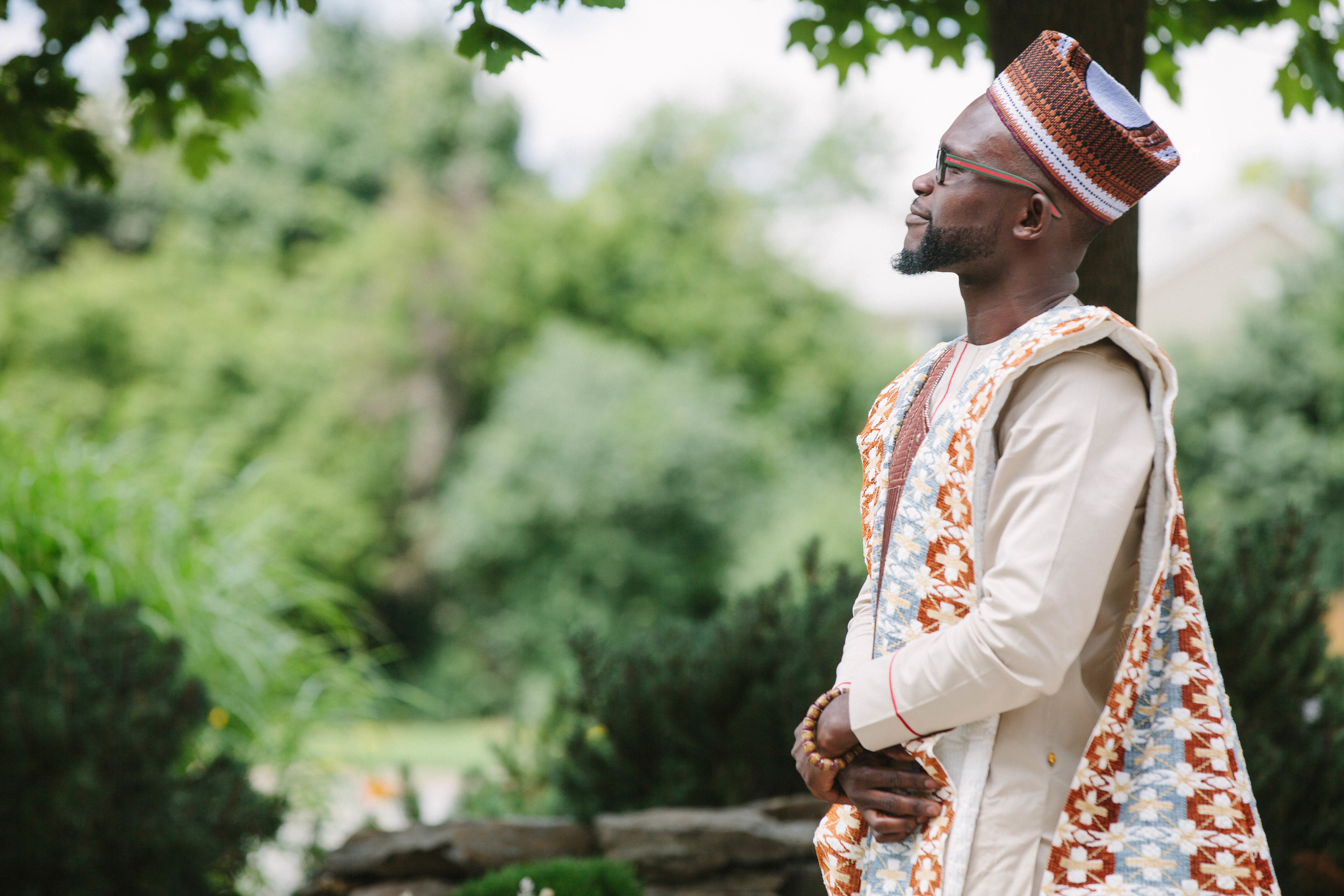 groom in traditional african clothing