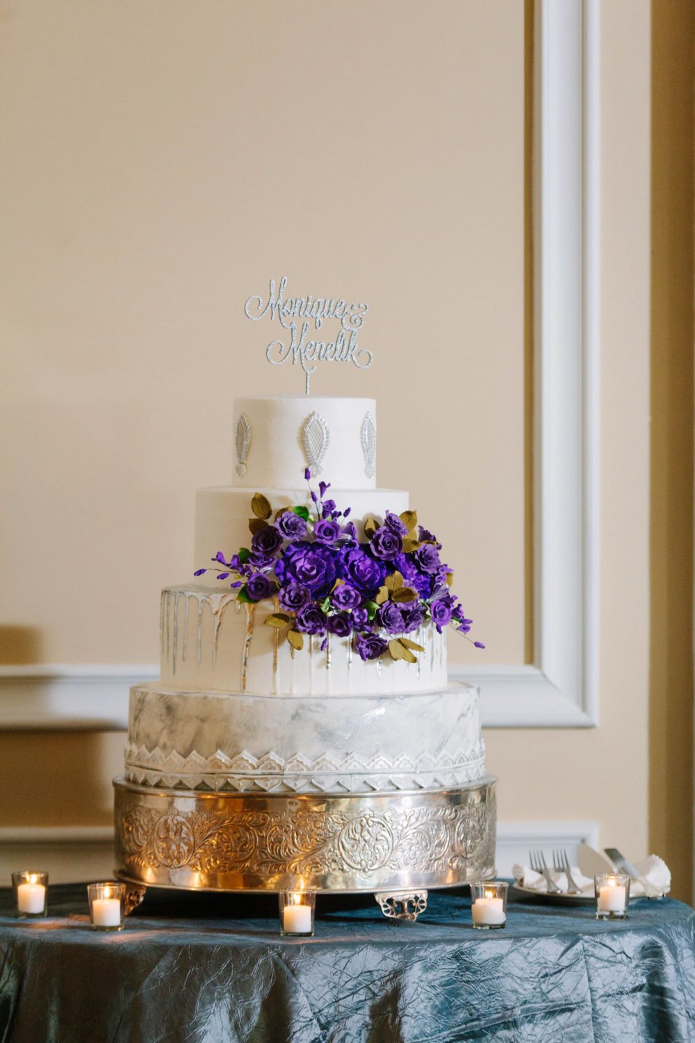 Wedding Cake at Oheka Castle New York.