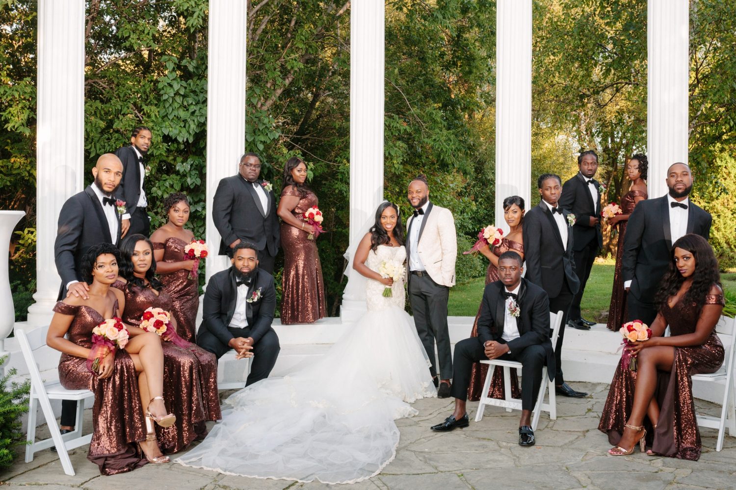 Large Bridal Party wedding photo in Atlanta | Photo by Samantha Clarke